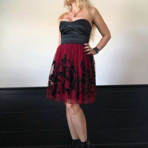 Price Drop!! Strapless Black and Dark Red Full Skirt Dress Sz 3